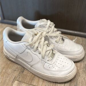 Nike Air Force 1 White Low Sneakers Size 7Y